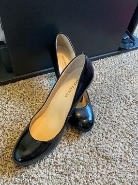 Ann Taylor Black Patent Rounded-Toe Heels